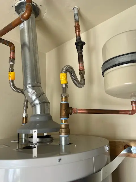 Water heater installation and plumbing repair in Lake Bentley